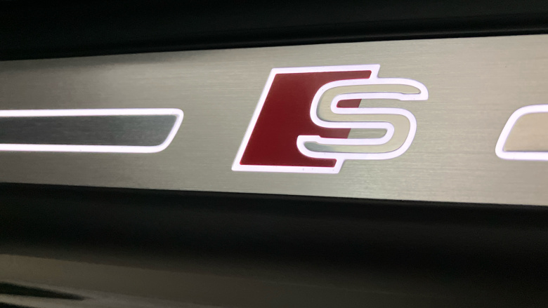 Audi Q8 50 TDI Quattro Black Edition 5dr Tiptronic Diesel Estate